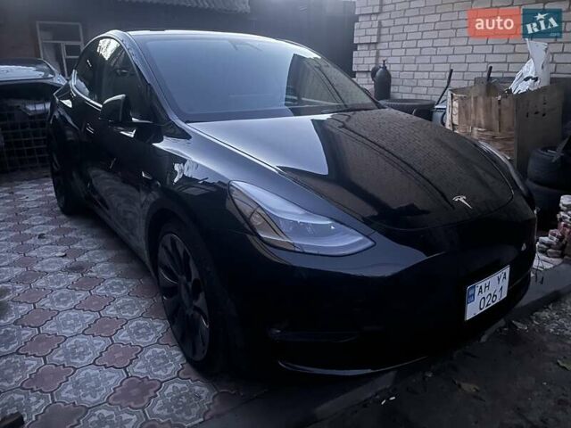 Черный Тесла Model Y, объемом двигателя 0 л и пробегом 90 тыс. км за 32818 $, фото 11 на Automoto.ua