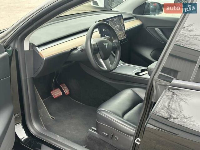 Черный Тесла Model Y, объемом двигателя 0 л и пробегом 127 тыс. км за 26990 $, фото 12 на Automoto.ua