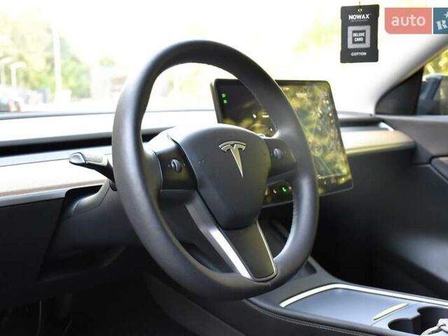 Черный Тесла Model Y, объемом двигателя 0 л и пробегом 82 тыс. км за 24950 $, фото 31 на Automoto.ua