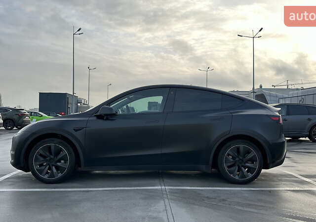 Чорний Тесла Model Y, об'ємом двигуна 0 л та пробігом 100 тис. км за 27999 $, фото 4 на Automoto.ua