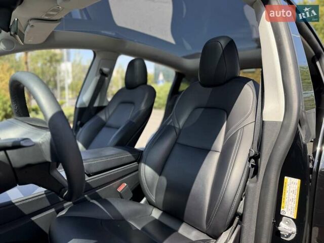 Чорний Тесла Model Y, об'ємом двигуна 0 л та пробігом 55 тис. км за 24000 $, фото 17 на Automoto.ua