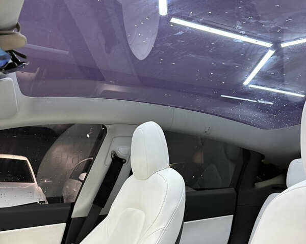 Черный Тесла Model Y, объемом двигателя 0 л и пробегом 124 тыс. км за 24900 $, фото 18 на Automoto.ua