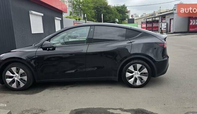 Черный Тесла Model Y, объемом двигателя 0 л и пробегом 111 тыс. км за 22400 $, фото 3 на Automoto.ua