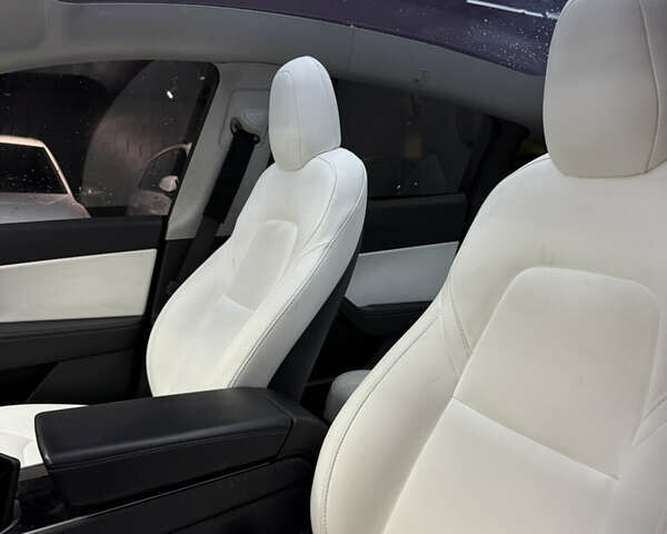 Черный Тесла Model Y, объемом двигателя 0 л и пробегом 124 тыс. км за 24900 $, фото 17 на Automoto.ua