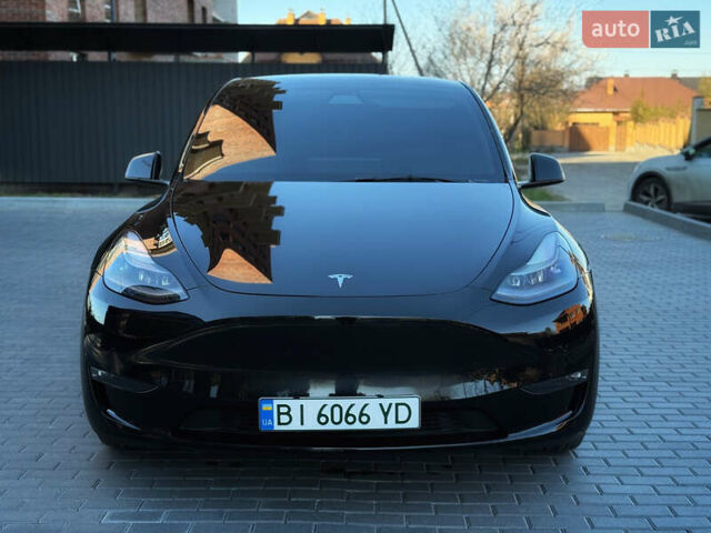 Черный Тесла Model Y, объемом двигателя 0 л и пробегом 68 тыс. км за 28500 $, фото 132 на Automoto.ua