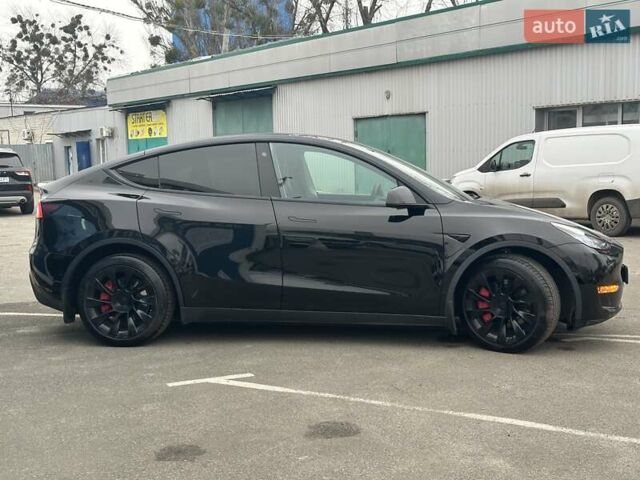 Черный Тесла Model Y, объемом двигателя 0 л и пробегом 127 тыс. км за 26990 $, фото 4 на Automoto.ua