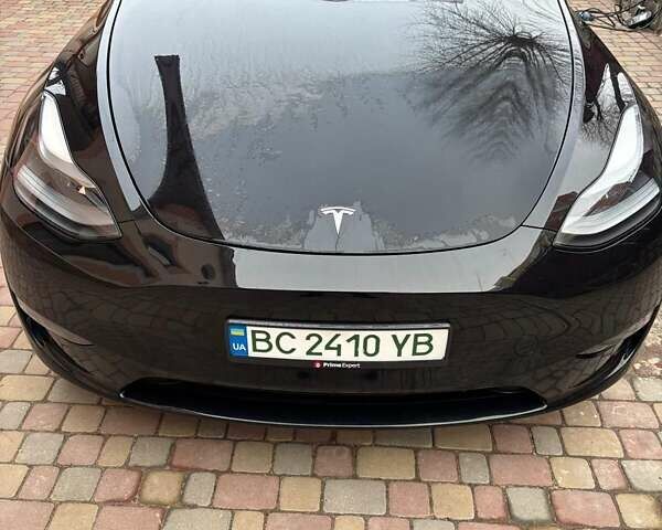 Чорний Тесла Model Y, об'ємом двигуна 0 л та пробігом 70 тис. км за 27000 $, фото 1 на Automoto.ua