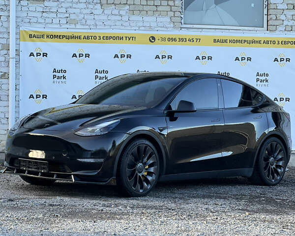 Черный Тесла Model Y, объемом двигателя 0 л и пробегом 52 тыс. км за 25800 $, фото 3 на Automoto.ua