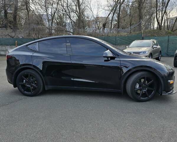 Черный Тесла Model Y, объемом двигателя 0 л и пробегом 85 тыс. км за 26000 $, фото 2 на Automoto.ua