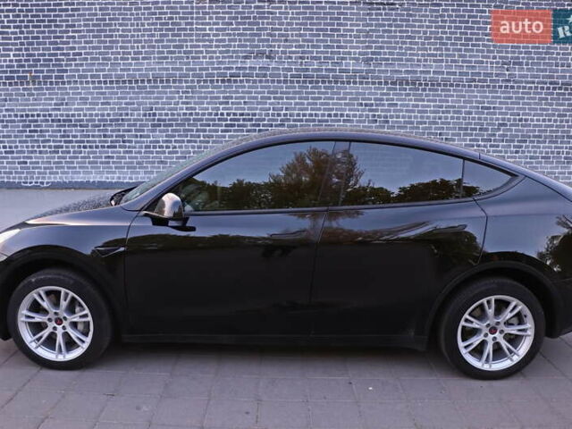 Черный Тесла Model Y, объемом двигателя 0 л и пробегом 60 тыс. км за 23555 $, фото 4 на Automoto.ua