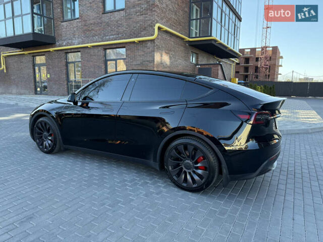 Черный Тесла Model Y, объемом двигателя 0 л и пробегом 68 тыс. км за 28500 $, фото 29 на Automoto.ua