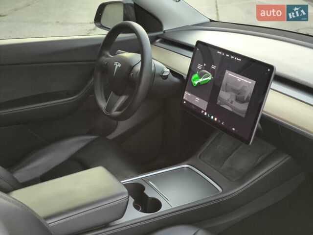 Черный Тесла Model Y, объемом двигателя 0 л и пробегом 57 тыс. км за 23950 $, фото 28 на Automoto.ua
