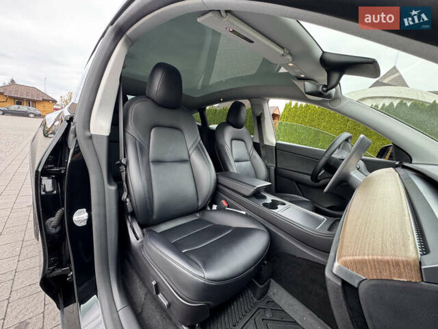 Чорний Тесла Model Y, об'ємом двигуна 0 л та пробігом 62 тис. км за 24999 $, фото 34 на Automoto.ua