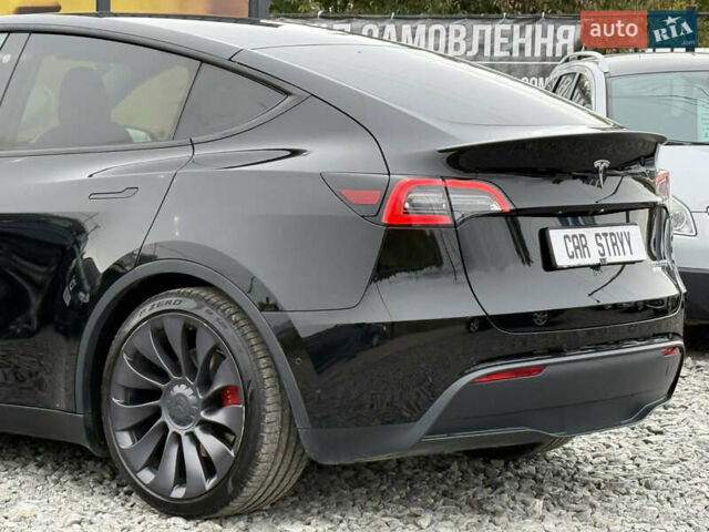 Чорний Тесла Model Y, об'ємом двигуна 0 л та пробігом 62 тис. км за 24999 $, фото 30 на Automoto.ua