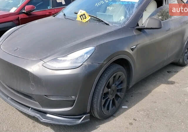 Черный Тесла Model Y, объемом двигателя 0 л и пробегом 165 тыс. км за 18800 $, фото 3 на Automoto.ua