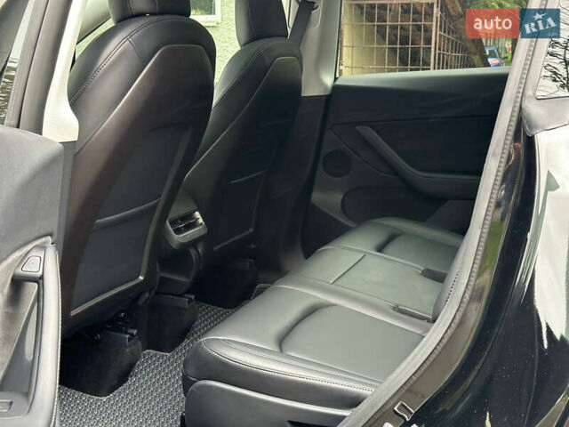 Черный Тесла Model Y, объемом двигателя 0 л и пробегом 82 тыс. км за 26000 $, фото 11 на Automoto.ua