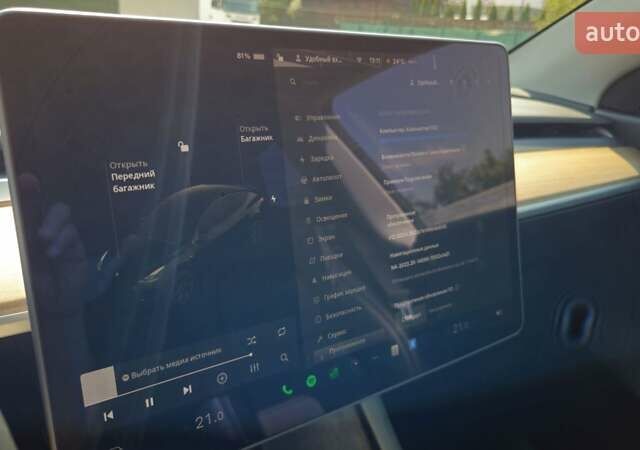 Черный Тесла Model Y, объемом двигателя 0 л и пробегом 99 тыс. км за 27000 $, фото 10 на Automoto.ua