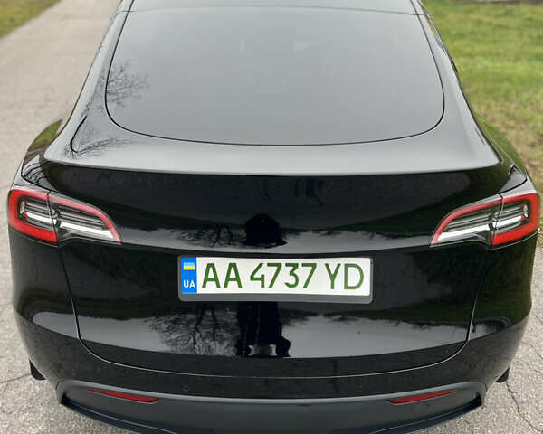 Черный Тесла Model Y, объемом двигателя 0 л и пробегом 97 тыс. км за 19999 $, фото 6 на Automoto.ua