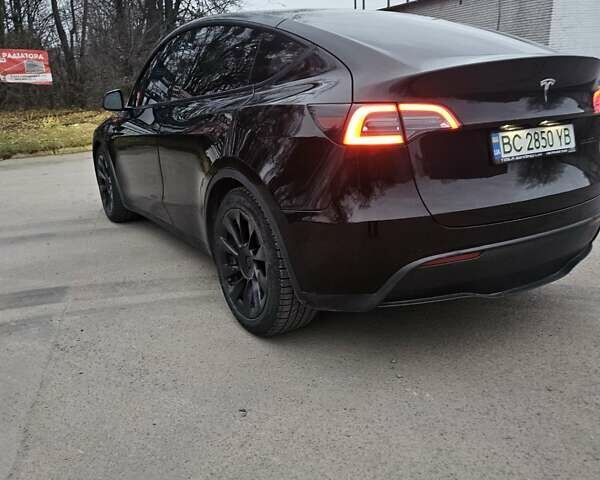 Черный Тесла Model Y, объемом двигателя 0 л и пробегом 45 тыс. км за 29777 $, фото 7 на Automoto.ua