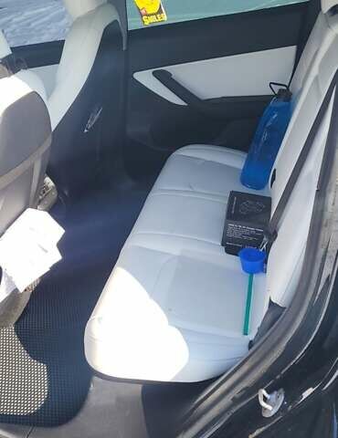 Черный Тесла Model Y, объемом двигателя 0 л и пробегом 101 тыс. км за 23999 $, фото 33 на Automoto.ua