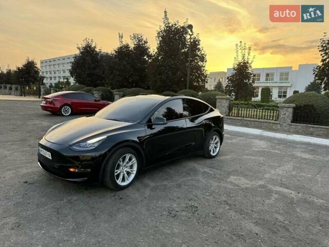 Черный Тесла Model Y, объемом двигателя 0 л и пробегом 107 тыс. км за 24999 $, фото 12 на Automoto.ua