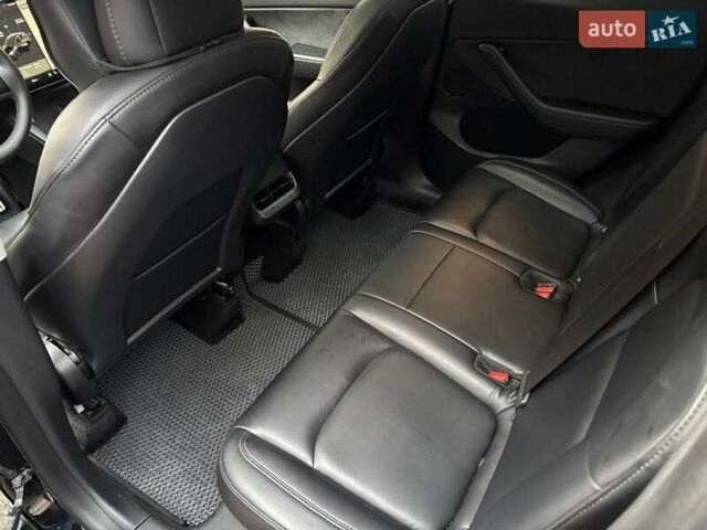 Чорний Тесла Model Y, об'ємом двигуна 0 л та пробігом 70 тис. км за 27000 $, фото 8 на Automoto.ua