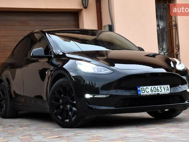 Черный Тесла Model Y, объемом двигателя 0 л и пробегом 73 тыс. км за 25950 $, фото 2 на Automoto.ua