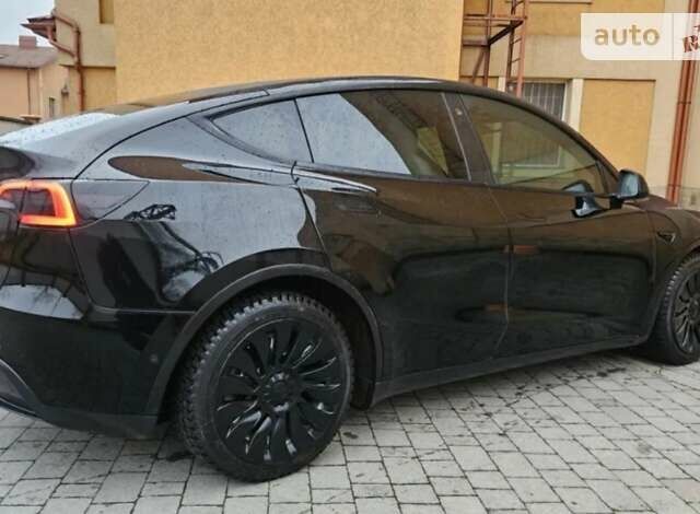 Черный Тесла Model Y, объемом двигателя 0 л и пробегом 55 тыс. км за 36500 $, фото 3 на Automoto.ua