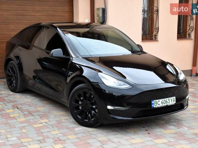 Черный Тесла Model Y, объемом двигателя 0 л и пробегом 73 тыс. км за 25950 $, фото 3 на Automoto.ua