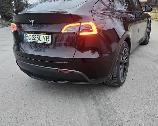 Черный Тесла Model Y, объемом двигателя 0 л и пробегом 45 тыс. км за 29777 $, фото 5 на Automoto.ua