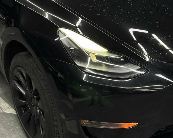 Черный Тесла Model Y, объемом двигателя 0 л и пробегом 124 тыс. км за 24900 $, фото 6 на Automoto.ua