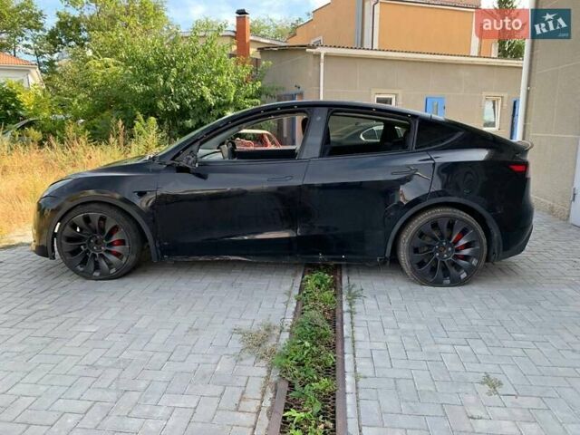 Черный Тесла Model Y, объемом двигателя 0 л и пробегом 41 тыс. км за 13500 $, фото 1 на Automoto.ua