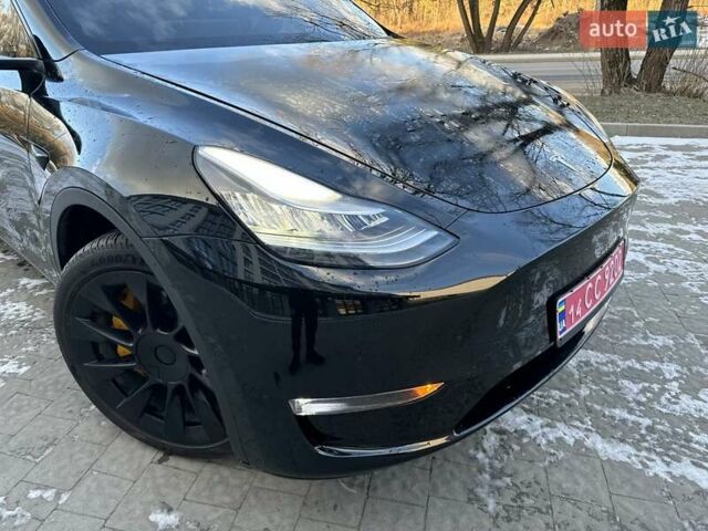 Черный Тесла Model Y, объемом двигателя 0 л и пробегом 59 тыс. км за 24900 $, фото 2 на Automoto.ua