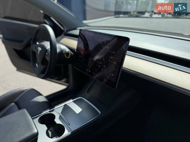 Чорний Тесла Model Y, об'ємом двигуна 0 л та пробігом 55 тис. км за 24000 $, фото 25 на Automoto.ua