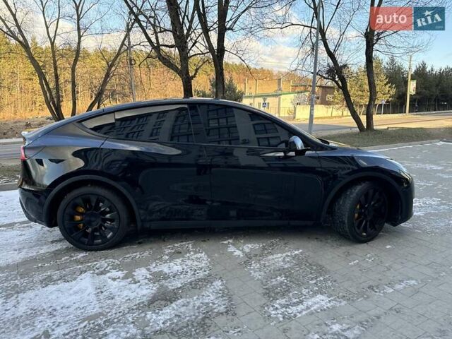 Черный Тесла Model Y, объемом двигателя 0 л и пробегом 59 тыс. км за 24900 $, фото 6 на Automoto.ua