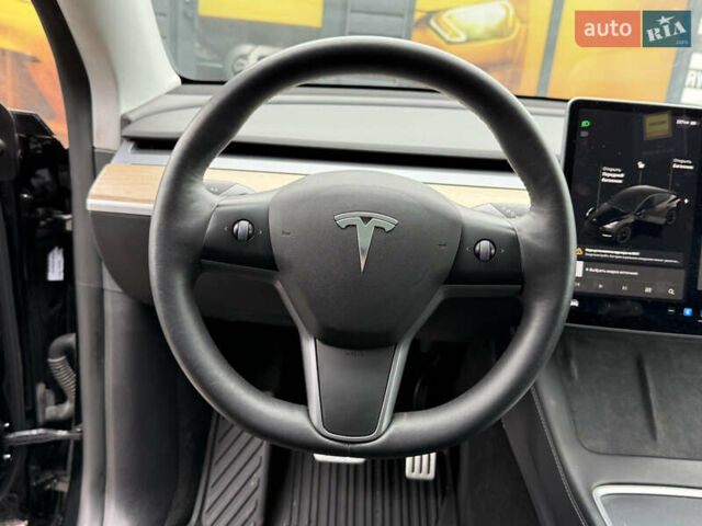Чорний Тесла Model Y, об'ємом двигуна 0 л та пробігом 62 тис. км за 24999 $, фото 53 на Automoto.ua