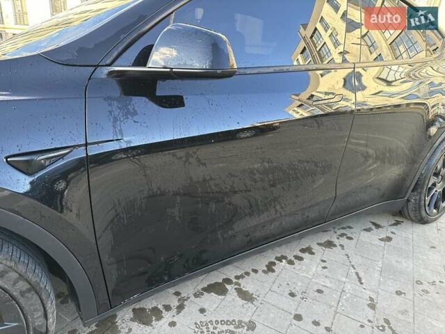 Черный Тесла Model Y, объемом двигателя 0 л и пробегом 59 тыс. км за 24900 $, фото 32 на Automoto.ua