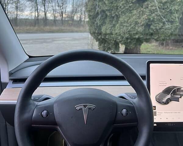 Черный Тесла Model Y, объемом двигателя 0 л и пробегом 66 тыс. км за 24950 $, фото 12 на Automoto.ua