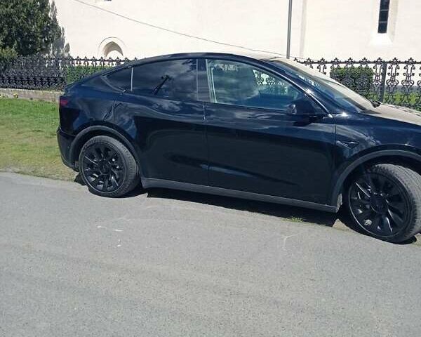 Черный Тесла Model Y, объемом двигателя 0 л и пробегом 47 тыс. км за 21500 $, фото 1 на Automoto.ua