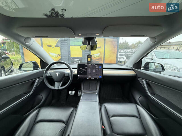 Чорний Тесла Model Y, об'ємом двигуна 0 л та пробігом 62 тис. км за 24999 $, фото 4 на Automoto.ua