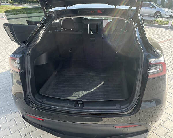 Чорний Тесла Model Y, об'ємом двигуна 0 л та пробігом 43 тис. км за 28300 $, фото 43 на Automoto.ua