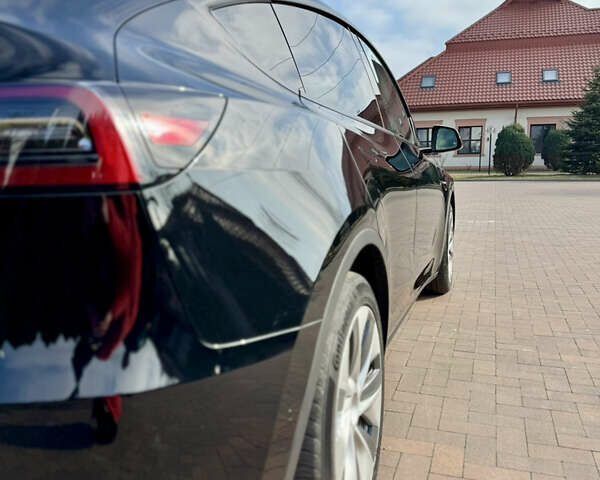 Черный Тесла Model Y, объемом двигателя 0 л и пробегом 44 тыс. км за 26500 $, фото 16 на Automoto.ua
