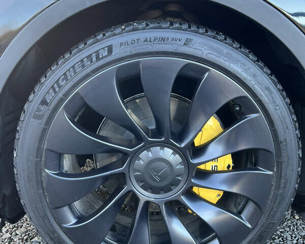 Черный Тесла Model Y, объемом двигателя 0 л и пробегом 52 тыс. км за 25800 $, фото 18 на Automoto.ua