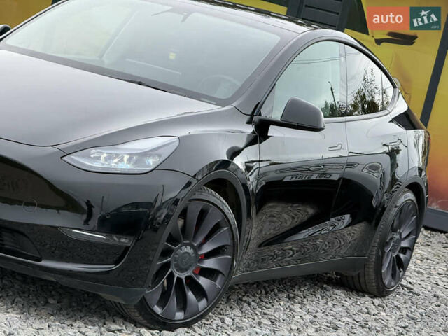 Чорний Тесла Model Y, об'ємом двигуна 0 л та пробігом 62 тис. км за 24999 $, фото 15 на Automoto.ua
