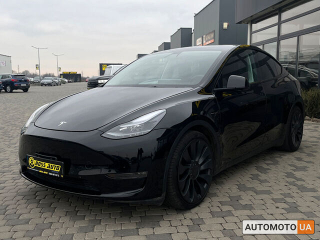 Черный Тесла Model Y, объемом двигателя 82 л и пробегом 10 тыс. км за 31200 $, фото 2 на Automoto.ua