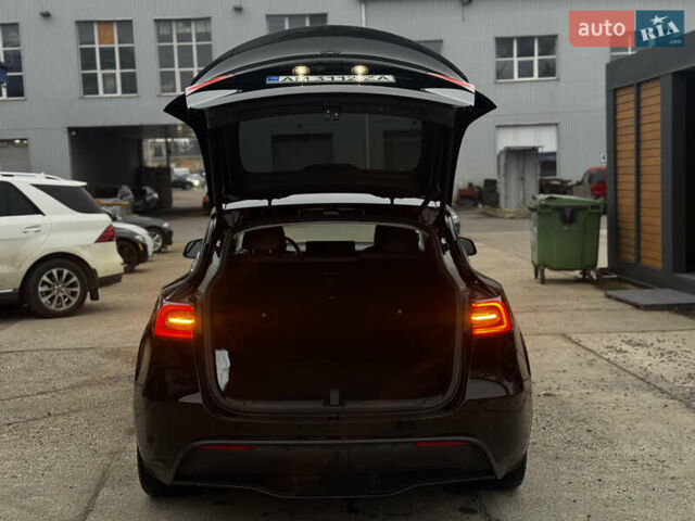 Чорний Тесла Model Y, об'ємом двигуна 0 л та пробігом 13 тис. км за 24500 $, фото 37 на Automoto.ua