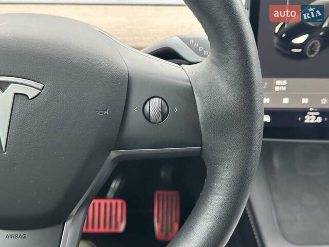 Черный Тесла Model Y, объемом двигателя 0 л и пробегом 127 тыс. км за 26990 $, фото 16 на Automoto.ua