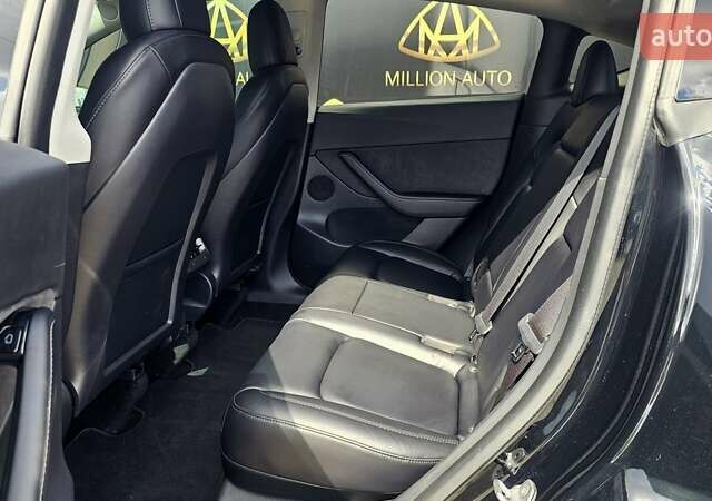 Черный Тесла Model Y, объемом двигателя 0 л и пробегом 138 тыс. км за 24900 $, фото 11 на Automoto.ua