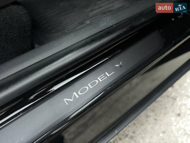Чорний Тесла Model Y, об'ємом двигуна 0 л та пробігом 13 тис. км за 24500 $, фото 51 на Automoto.ua