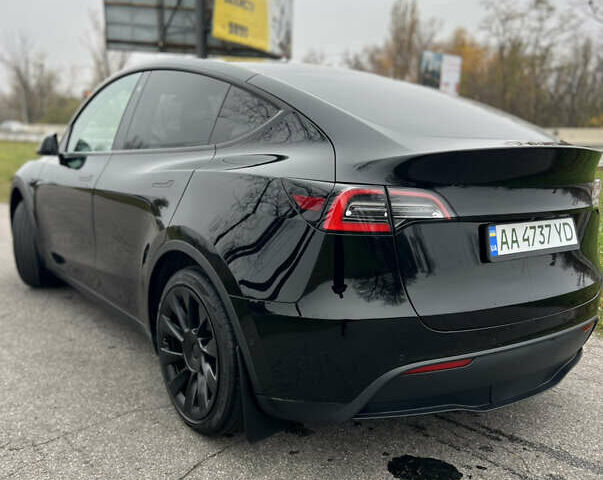 Черный Тесла Model Y, объемом двигателя 0 л и пробегом 97 тыс. км за 19999 $, фото 2 на Automoto.ua